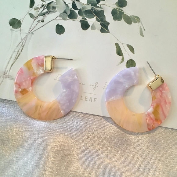 Jewelry - Orange Blossom Acrylic Tortoise Shell Earrings